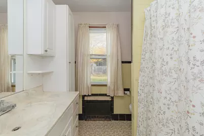 68 Valentino Drive, Waterbury, CT 06704 - Photo 17