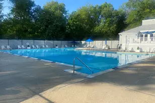 323 Walden Green Rd, Branford, CT 06405 - Photo 21