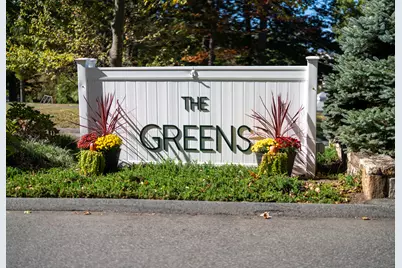 323 Walden Green Road #323, Branford, CT 06405 - Photo 1