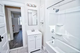 15 Diamond St, Plymouth, CT 06786 - Photo 9