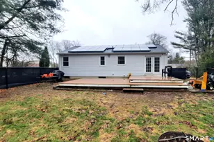 68 Viens St, Putnam, CT 06260 - Photo 3