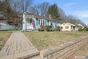 105 Brookside Ave, Naugatuck, CT 06770 - Photo 3