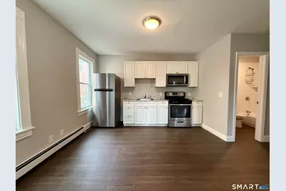 135 Caroline Street #2R, Bridgeport, CT 06608 - Photo 3