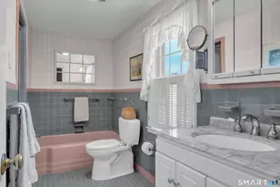 35 Pelham Ln, New Haven, CT 06511 - Photo 39