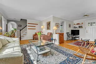 35 Pelham Ln, New Haven, CT 06511 - Photo 15