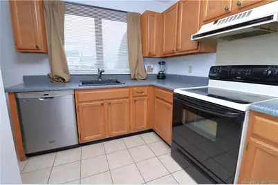 482 Lake Avenue #4, Bristol, CT 06010 - Photo 3