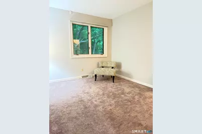 975 Main Street, Hamden, CT 06514 - Photo 27