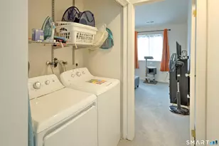 81 Deer Run, Bethel, CT 06801 - Photo 15