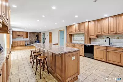65 Arrowwood Place, Stratford, CT 06614 - Photo 15