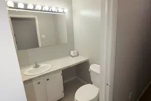 175 Mill Pond Rd, Hamden, CT 06514 - Photo 15