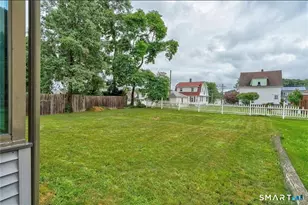 127 Englewood Ave, Bridgeport, CT 06606 - Photo 23