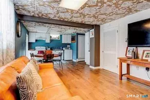 127 Englewood Ave, Bridgeport, CT 06606 - Photo 17