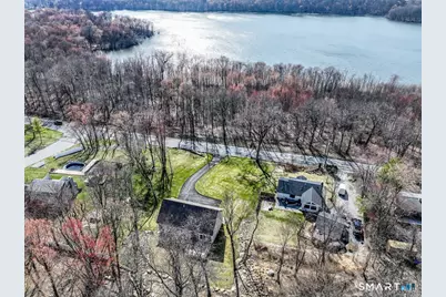 53 Pembroke Road, Danbury, CT 06811 - Photo 5