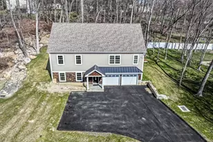 53 Pembroke Rd, Danbury, CT 06811 - Photo 3