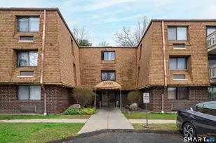 126 Triangle St, Danbury, CT 06810 - Photo 1