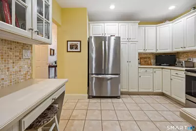 73 Southwick Court #73, Cheshire, CT 06410 - Photo 15