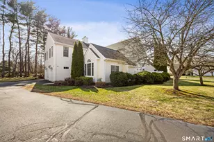 73 Southwick Ct, Cheshire, CT 06410 - Photo 3