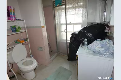 73 Goddard Avenue, Bridgeport, CT 06610 - Photo 9