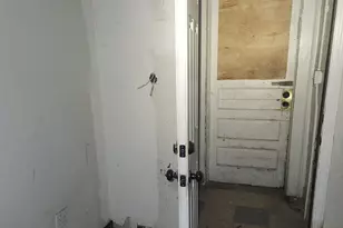 4 George St, Hartford, CT 06114 - Photo 29