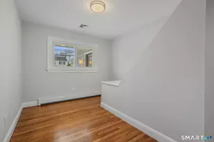 1092 Ocean Ave, New London, CT 06320 - Photo 29