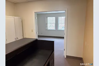 88-A Howard Street, New London, CT 06320 - Photo 9