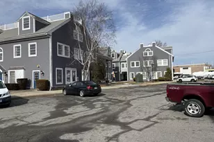 88 A Howard St, New London, CT 06320 - Photo 1