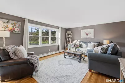 92 Laurel Lane, Simsbury, CT 06070 - Photo 5