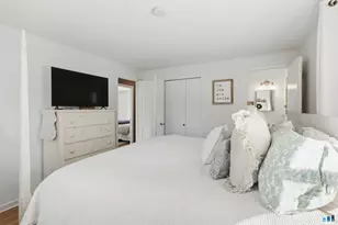 92 Laurel Ln, Simsbury, CT 06070 - Photo 23
