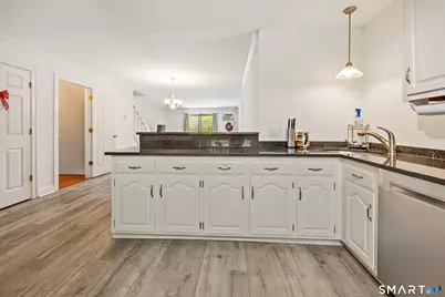 97 West Main Street #5, East Lyme, CT 06357 - Photo 7