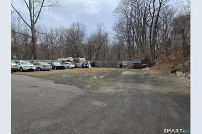 40 Main Street, Meriden, CT 06451 - Photo 27