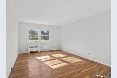 14 Hamilton Court #A, Stamford, CT 06902 - Photo 9