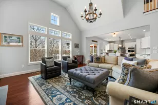 4 Red Fox Ct, New Fairfield, CT 06812 - Photo 7