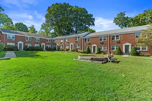 12 Hamilton Ct, Stamford, CT 06902 - Photo 15