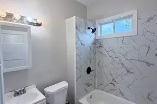 74 Chadwick Ave, Hartford, CT 06106 - Photo 11