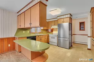 282 Parker Ave, Meriden, CT 06450 - Photo 9