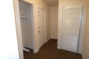 43 Elmwood Ave, Bridgeport, CT 06605 - Photo 29