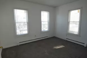 43 Elmwood Ave, Bridgeport, CT 06605 - Photo 19