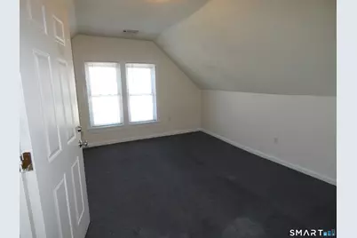 43 Elmwood Avenue, Bridgeport, CT 06605 - Photo 23