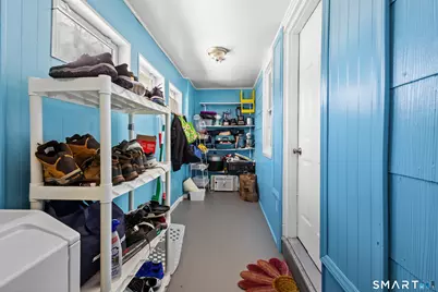 61 Hillside Street, West Haven, CT 06516 - Photo 15