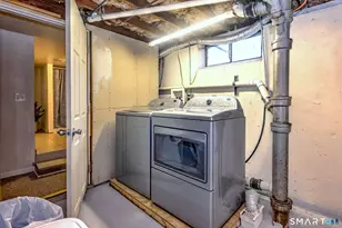 35 Nelson Terrace, Bridgeport, CT 06610 - Photo 33