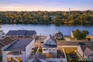 301 Roosevelt Dr, Derby, CT 06418 - Photo 15