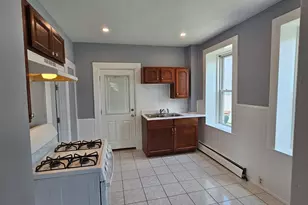 301 Roosevelt Dr, Derby, CT 06418 - Photo 3