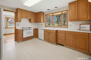 104 Carman Rd, Manchester, CT 06042 - Photo 15