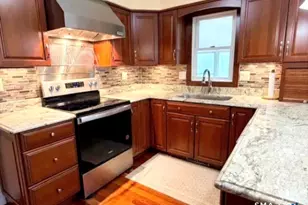 16 Clearview Dr, Woodbridge, CT 06525 - Photo 5