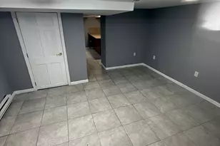 42 Cottage St, Bridgeport, CT 06605 - Photo 11