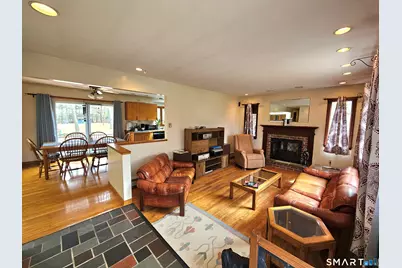 933 Vauxhall St Extension, Waterford, CT 06375 - Photo 17