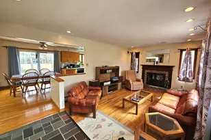 933 Vauxhall Street Ext., Waterford, CT 06375 - Photo 17