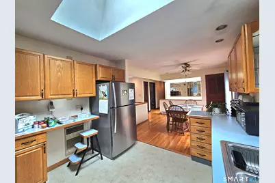 933 Vauxhall St Extension, Waterford, CT 06375 - Photo 23