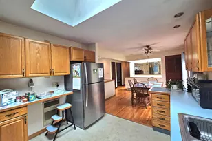 933 Vauxhall Street Ext., Waterford, CT 06375 - Photo 23