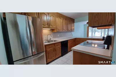 1325 Farmington Avenue #52, Bristol, CT 06010 - Photo 9